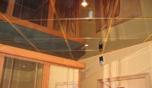 Потолок на кухне из гипса картона